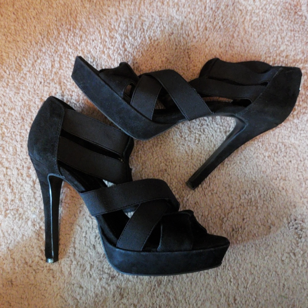 Bcbgeneration Pumps - image 3